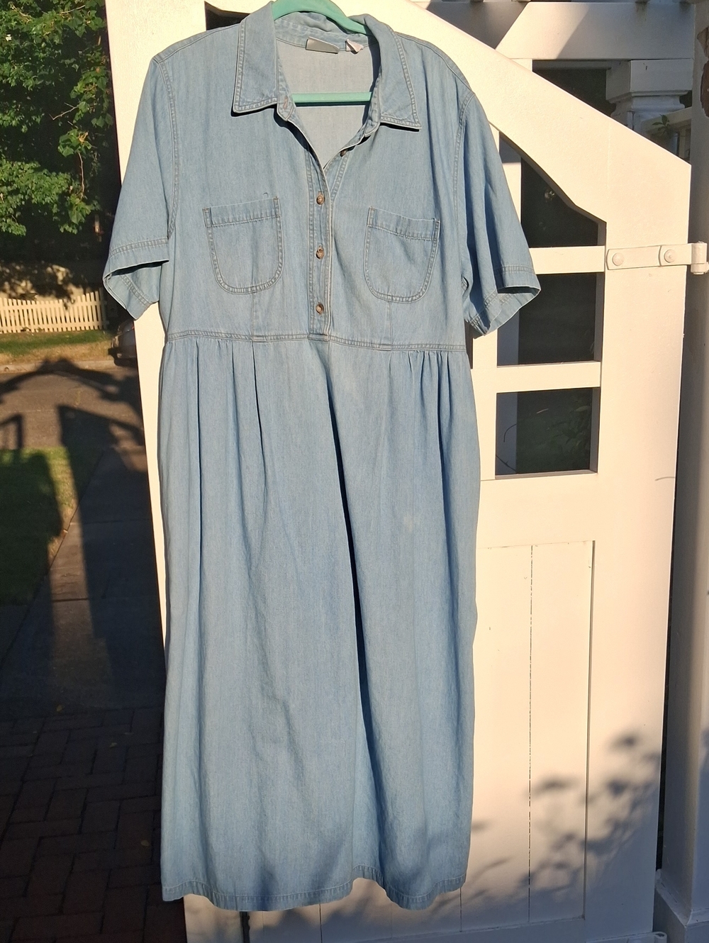 liz claiborne denim dress | Dresses | Liz Claiborne Light Blue Maxi STYLE: DRESS DESIGNER Size:W36 L28 Women's Satin Homecoming Dresses Vintage liz